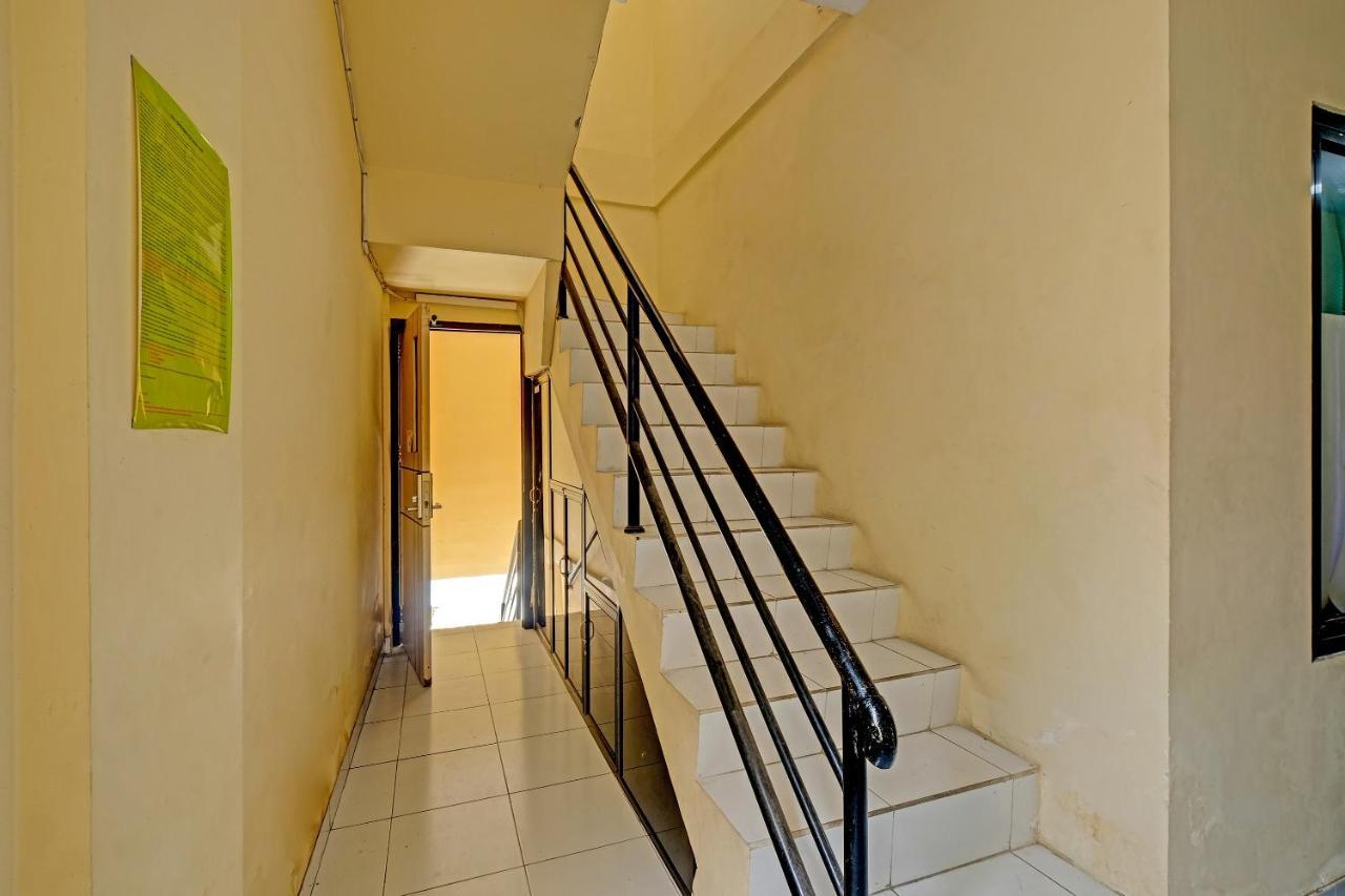 Oyo 91532 Malioboro Guesthouse 日惹 外观 照片