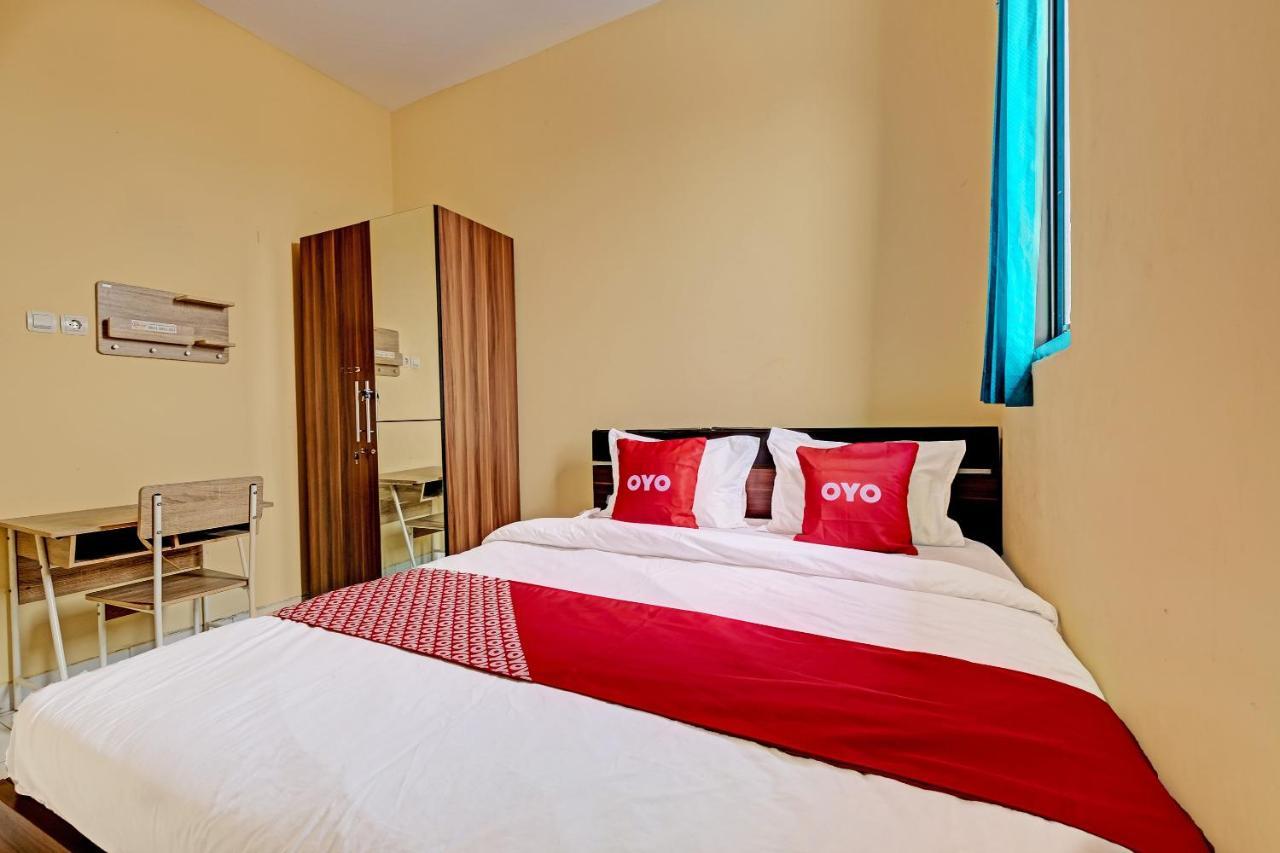 Oyo 91532 Malioboro Guesthouse 日惹 外观 照片