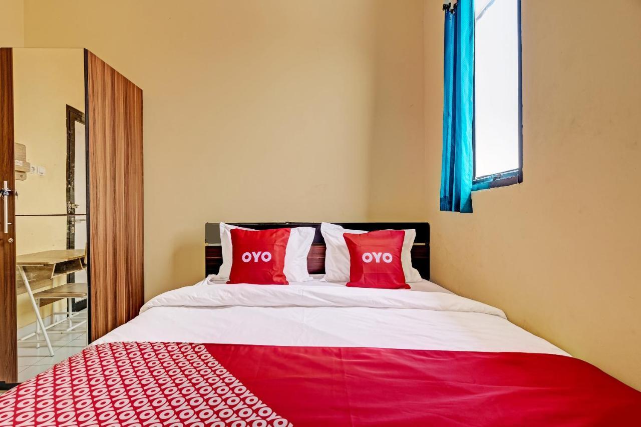 Oyo 91532 Malioboro Guesthouse 日惹 外观 照片
